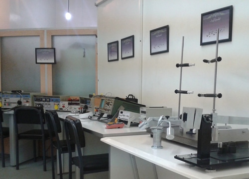 اعتبارنامه قطعی همکاری با سازمان تنظیم مقررات و ارتباطات رادیویی ایران برای آزمایشگاه سامانه های الکترونیکی و هوشمند سازمان جهاددانشگاهی صنعتی شریف صادر شد