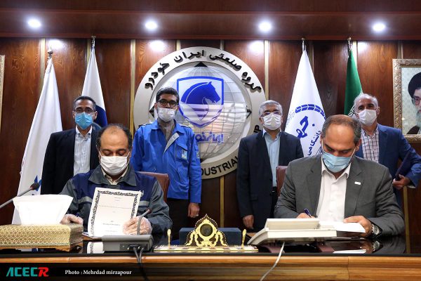 با گذشت حدود سه ماه از انعقاد تفاهمنامه محقق شد؛ امضای قرارداد همکاری بین جهاددانشگاهی و ایرانخودرو/ ادامهی همکاری گستردهی استراتژیک 2 با گذشت حدود سه ماه از انعقاد تفاهمنامه محقق شد؛ امضای قرارداد همکاری بین جهاددانشگاهی و ایرانخودرو/ ادامهی همکاری گستردهی استراتژیک