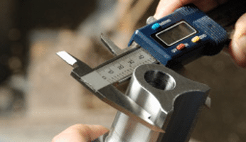 بازرسی فنی و کنترل کیفیت تجهیزات براساس استانداردهای ملی و بین المللی