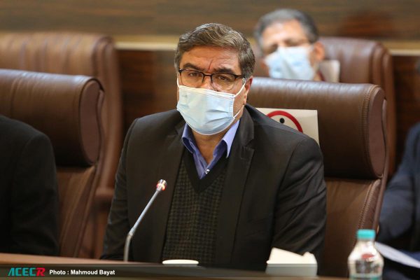 نشست مشترک رییس جهاددانشگاهی و هیات همراه با معاونان و مدیران ارشد وزارت نفت یکشنبه 7 آذرماه در محل وزارت نفت برگزار شد