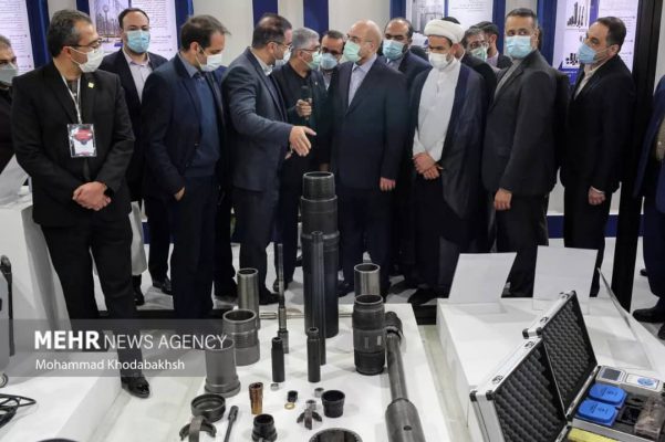 بازدید رییس مجلس شورای اسلامی از محصولات سازمان جهاددانشگاهی صنعتی شریف در نمایشگاه توانمندی و دستاوردهای جهاددانشگاهی