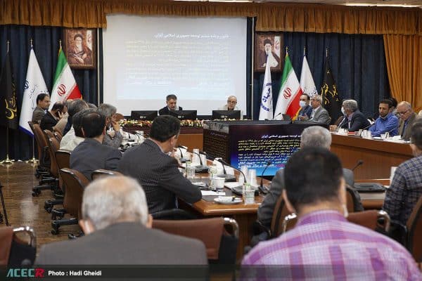 حمایت ویژه مجلس از طرح های جهاددانشگاهی در حوزه صنعت آب شیرین کن 4 حمایت ویژه مجلس از طرح های جهاددانشگاهی در حوزه صنعت آب شیرین کن