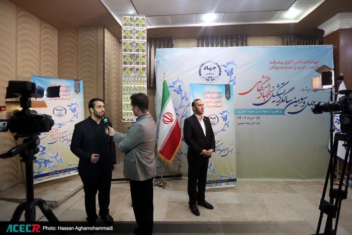 در چهل و سومین سالگرد تشکیل جهاددانشگاهی رونمایی شد؛ طراحی و ساخت واحد بازیافت اسید کلریدریک به روش تبخیری 4 در چهل و سومین سالگرد تشکیل جهاددانشگاهی رونمایی شد؛ طراحی و ساخت واحد بازیافت اسید کلریدریک به روش تبخیری