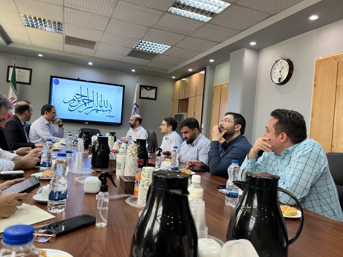 دکتر آقاسیدی در بازدید از سازمان جهاددانشگاهی صنعتی شریف: آماده سرمایهگذاری در پروژههای کلان سازمان هستیم 2 دکتر آقاسیدی در بازدید از سازمان جهاددانشگاهی صنعتی شریف: آماده سرمایهگذاری در پروژههای کلان سازمان هستیم