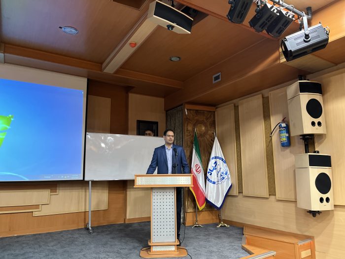 دکتر آقاسیدی در بازدید از سازمان جهاددانشگاهی صنعتی شریف: آماده سرمایهگذاری در پروژههای کلان سازمان هستیم 6 دکتر آقاسیدی در بازدید از سازمان جهاددانشگاهی صنعتی شریف: آماده سرمایهگذاری در پروژههای کلان سازمان هستیم