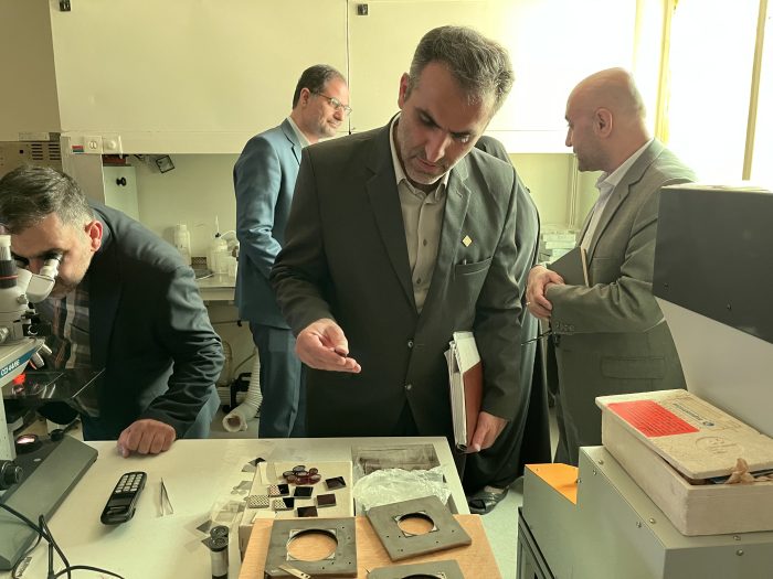 معاون فرهنگی جهاددانشگاهی در بازدید از سازمان جهاددانشگاهی صنعتی شریف: توفیقات فناورانه در سازمان جهاددانشگاهی صنعتی شریف نشات گرفته از پیوست های فرهنگی فعالیت هاست 5 معاون فرهنگی جهاددانشگاهی در بازدید از سازمان جهاددانشگاهی صنعتی شریف: توفیقات فناورانه در سازمان جهاددانشگاهی صنعتی شریف نشات گرفته از پیوست های فرهنگی فعالیت هاست